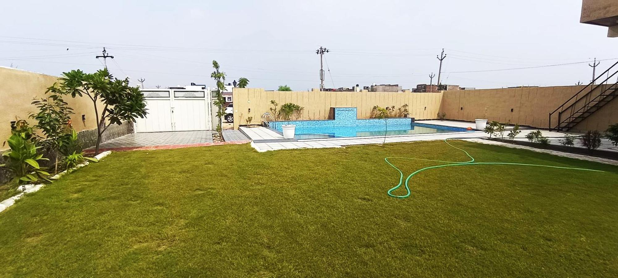Suvarna Farm'S Hotel Watka Luaran gambar